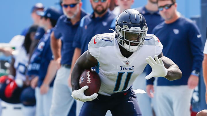 A.J. Brown es uno de los wide receivers titulares de los Titans